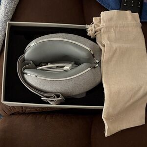Padded Wireless Eye Massager